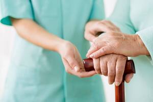 врач-гериатр