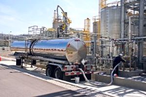 поставка и сбыт нефти, газа и нефтепродуктов. азс