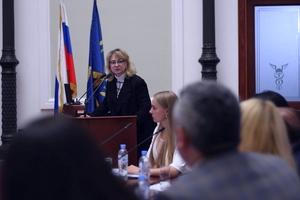 реализация полномочий муниципальных органов власти в сфере потребительского рынка, поддержки малого и среднего предпринимательства